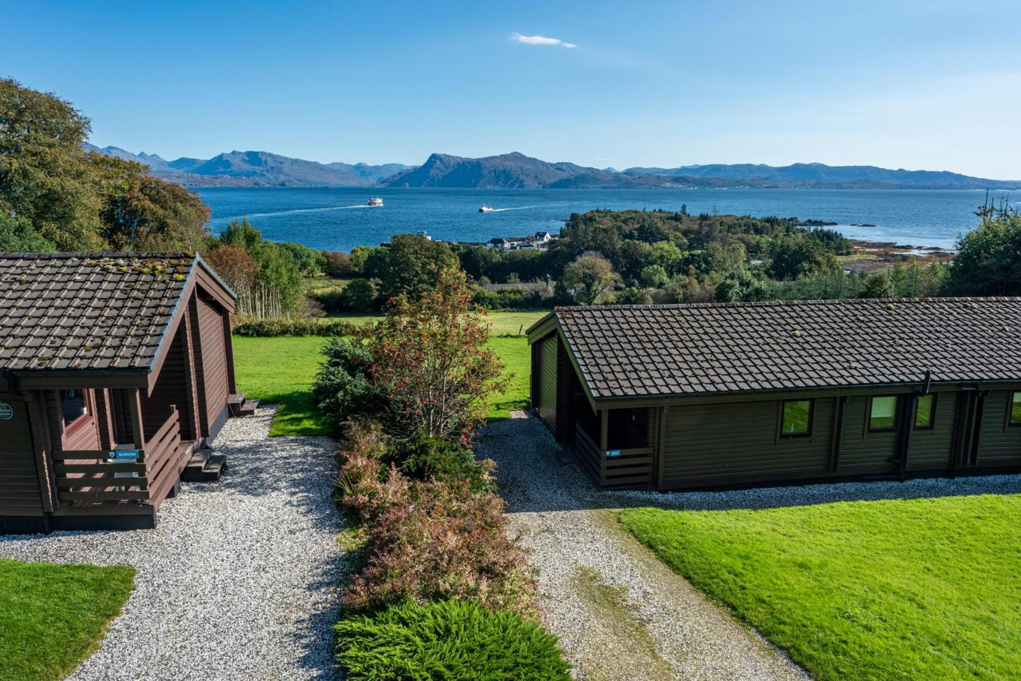 Armadale Castle Lodges Ardvasar  Exterior foto