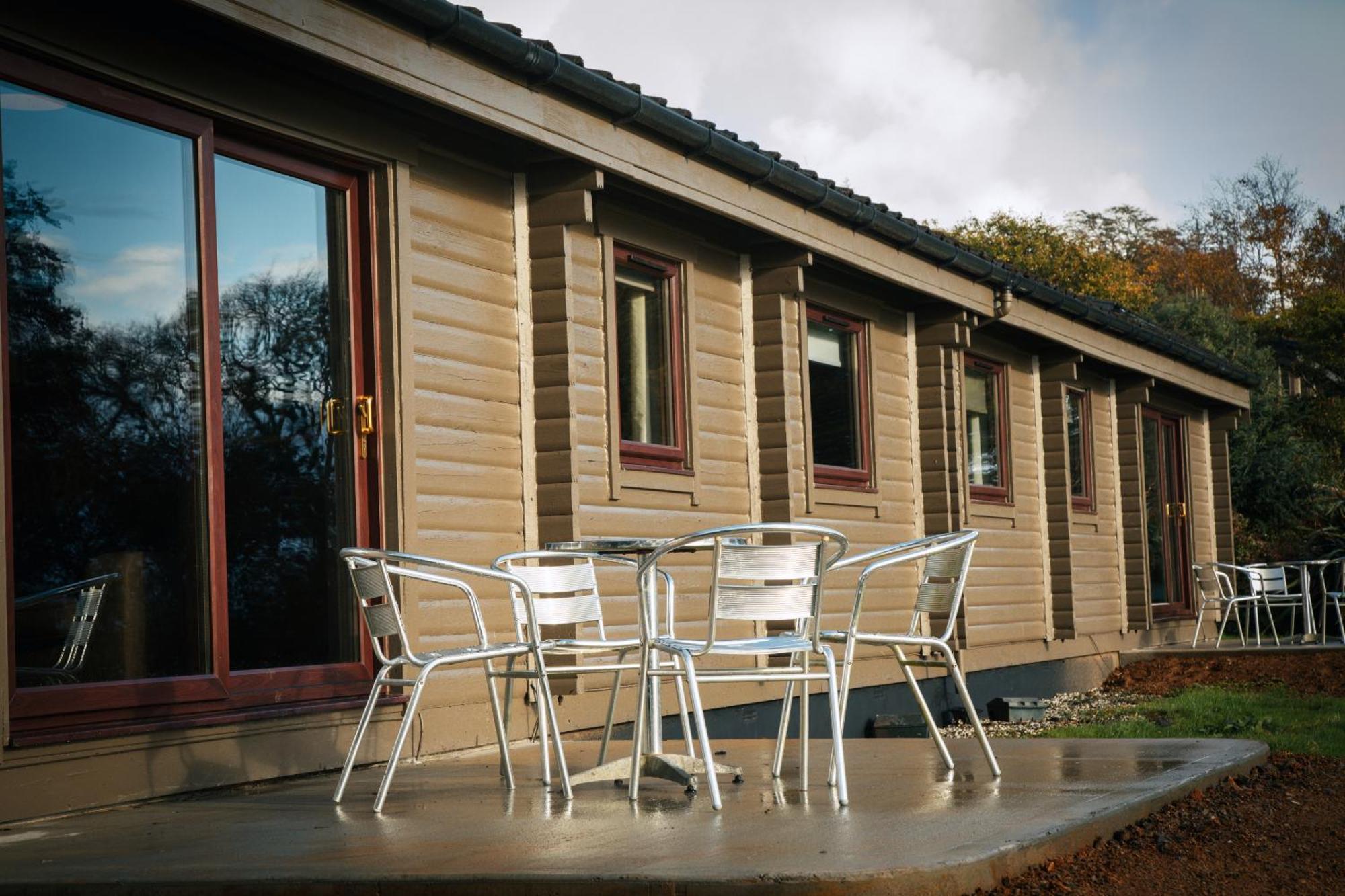 Armadale Castle Lodges Ardvasar  Habitación foto